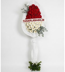 Okaliptüs Eşliğinde Beyaz ve Kırmızı Gerbera Çelenk