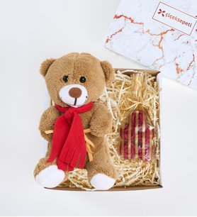 Peluş Ayıcıklı ve Gül Kekli Hediye Kutusu